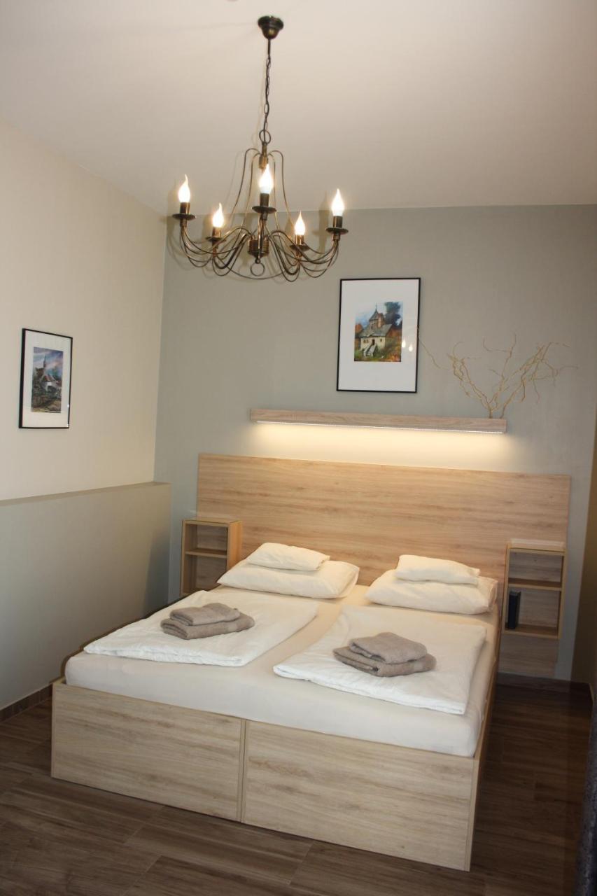 Polus Pension Šoproň Exteriér fotografie